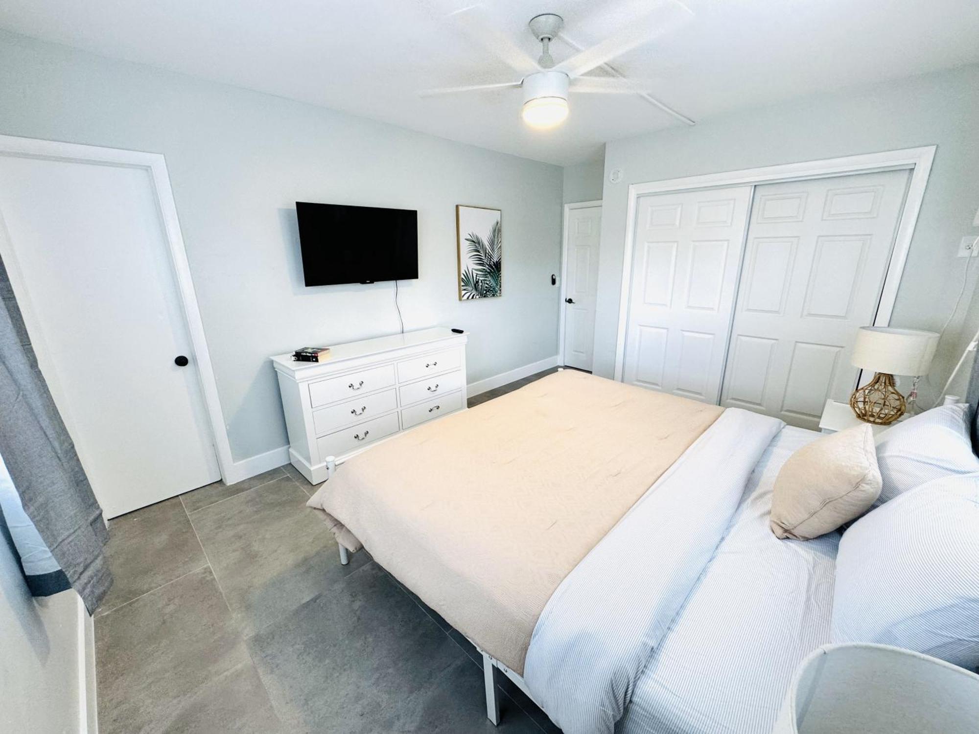 Holiday Park Apartments By Lowkl ฟอร์ต ลอเดอร์เดล ภายนอก รูปภาพ